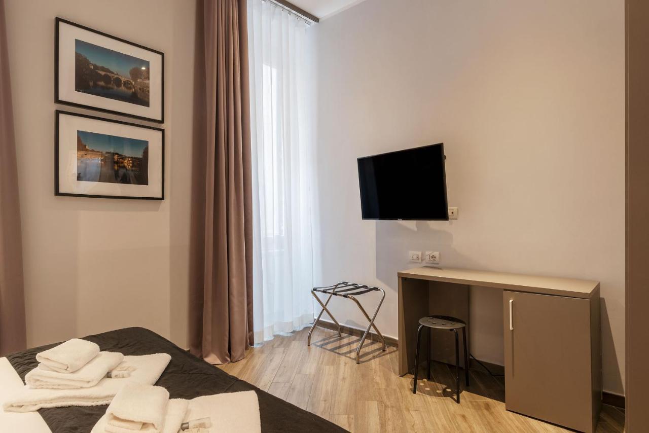Apartment Frattina 2 - Fromhometorome Rom