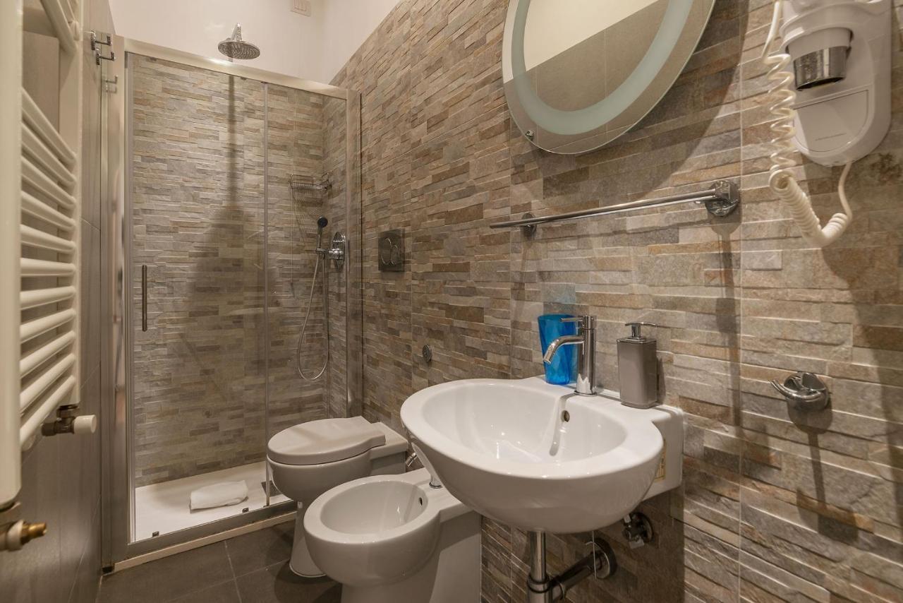 Apartment Frattina 2 - Fromhometorome Rom